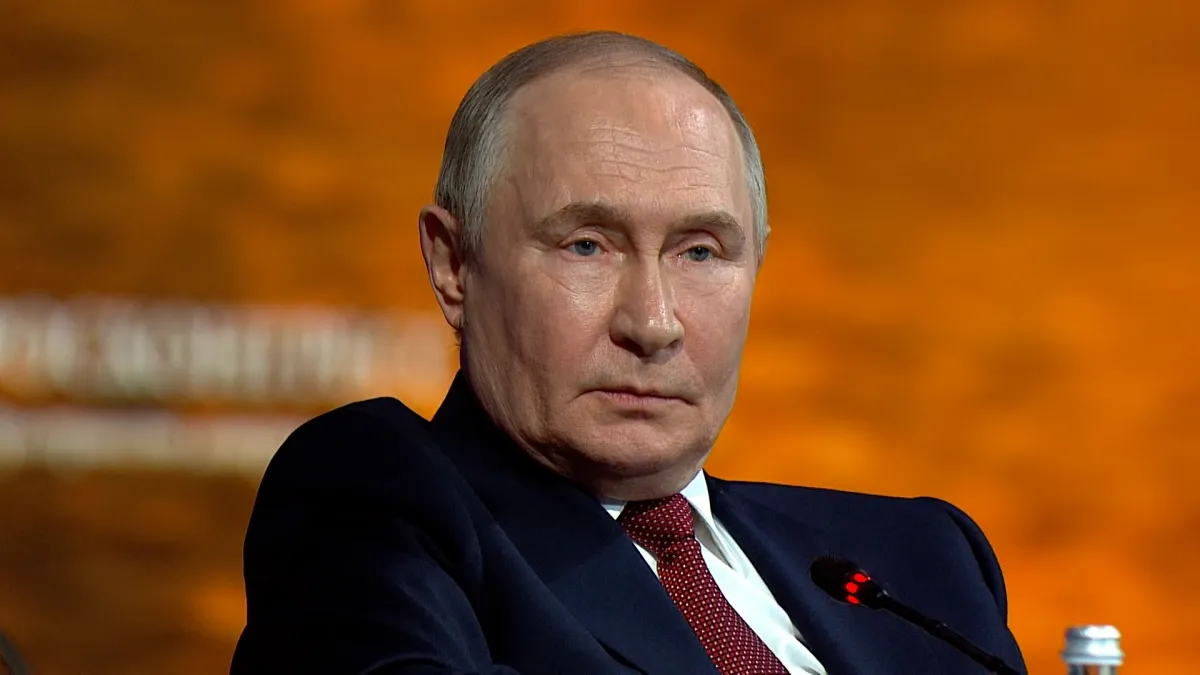 Рекордні витрати на війну в Україні: Путін затвердив бюджет РФ на 2026 рік – економіка та соцвиплати падають