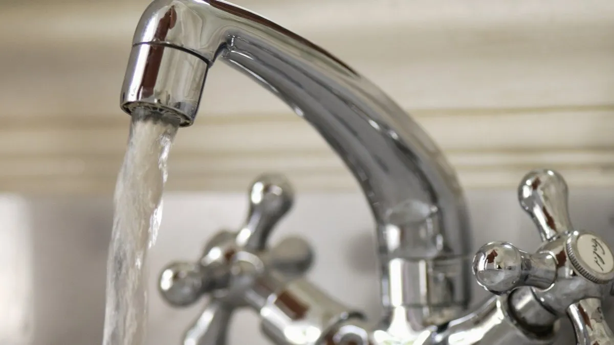 Суми залишилися без води: місцева влада повідомила про причини та терміни відновлення водопостачання