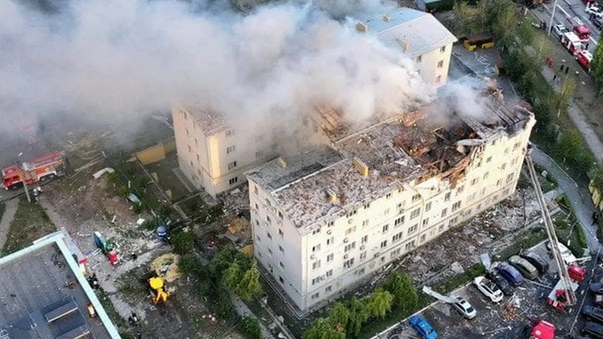 Нічне жахіття у Харкові: росіяни обстріляли місто, вбили двох дітей і четверо дорослих – фото наслідків