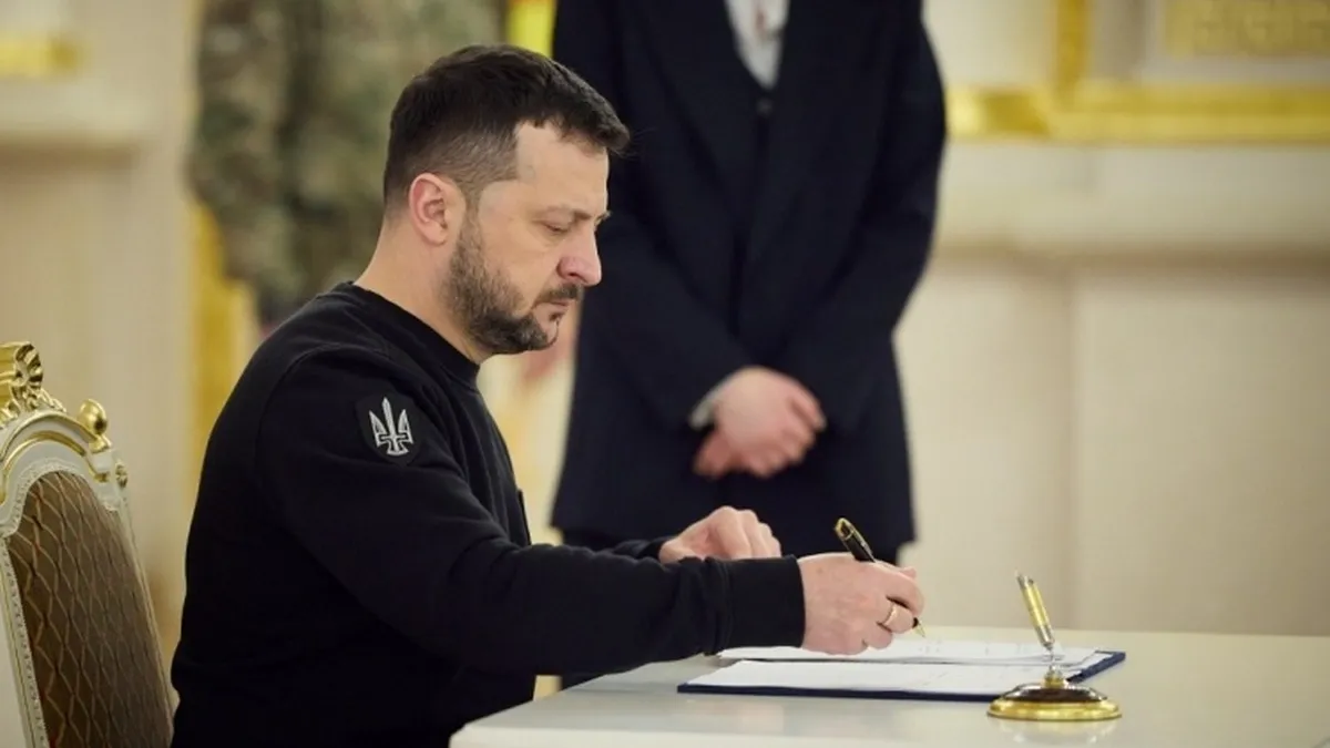 Зеленський нагородив посмертно орденами українського фотографа та французького фотожурналіста: ким вони були