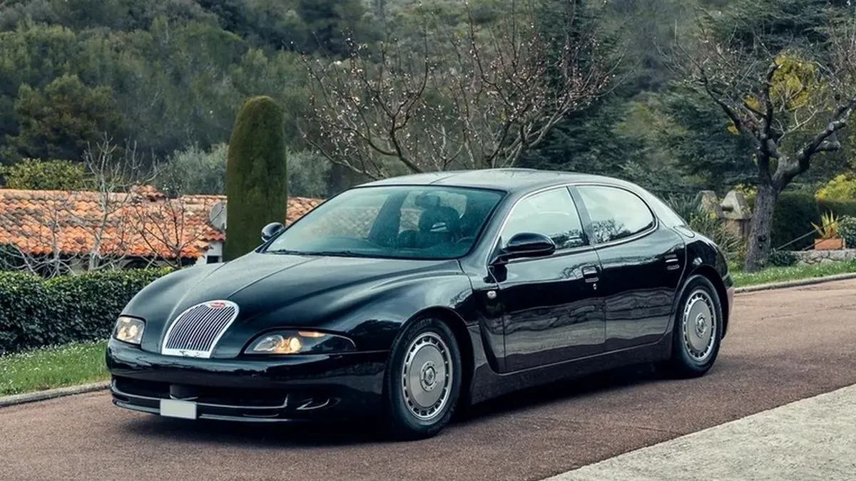 На аукціоні у Монако продають ексклюзивний Bugatti за 2 млн євро: усього 3 екземляри, майже без пробігу