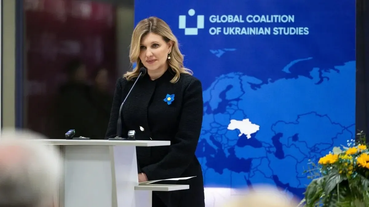 Зеленська в сережках від українського бренду: яка вартість елегантного аксесуару дружини президента України