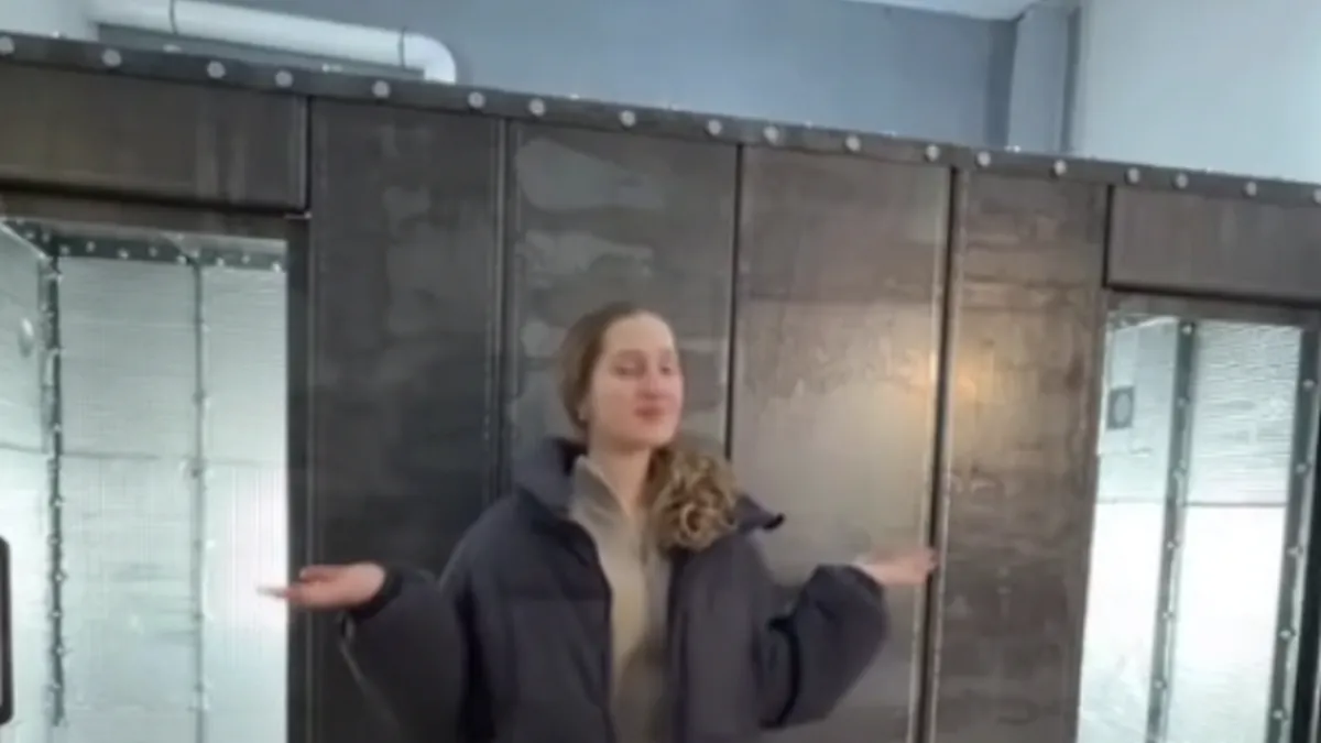 В Ужгороді сімʼя побудувала бункер у своєму будинку для безпеки: як він виглядає