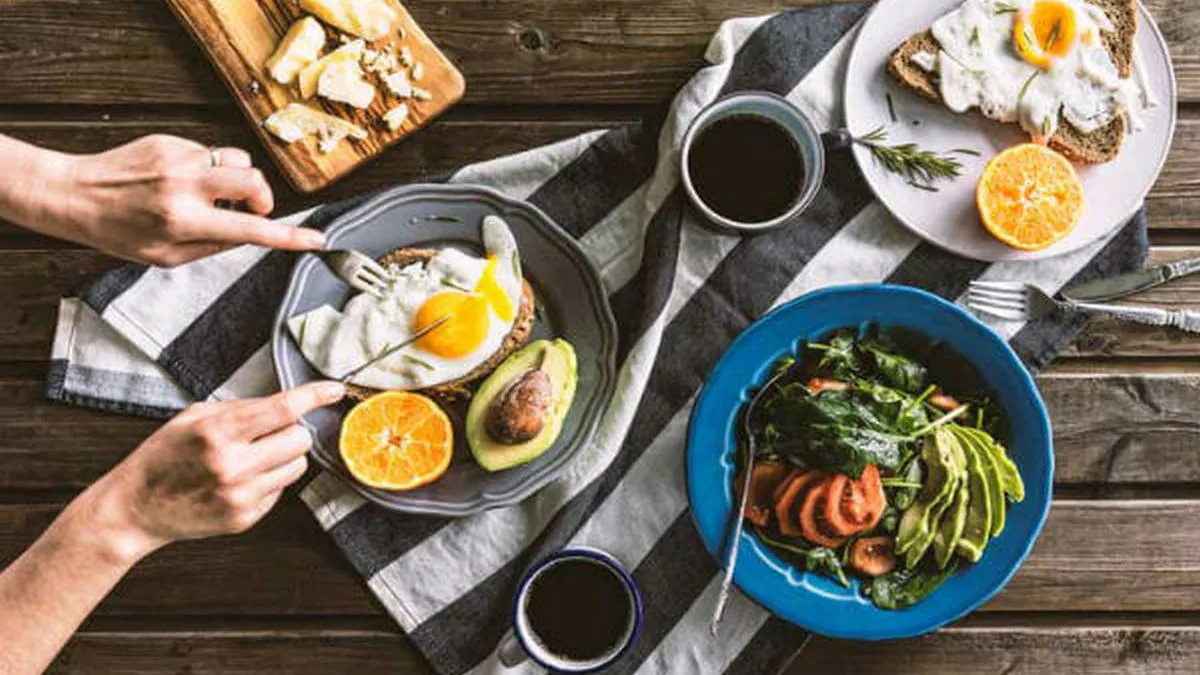 Вечірній перекус: як їсти на ніч, щоб схуднути і почуватися добре