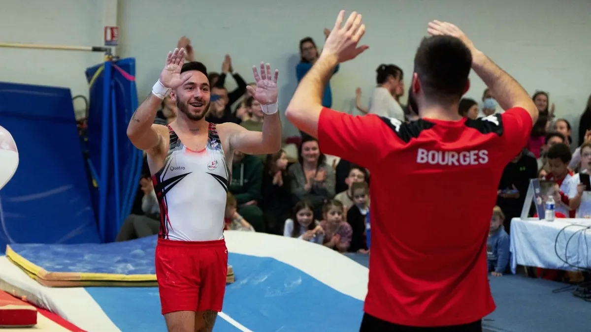 Назар Чепурний виграв Кубок світу: гімнаст здобув бронзу на останньому етапі, утримавши лідерську позицію