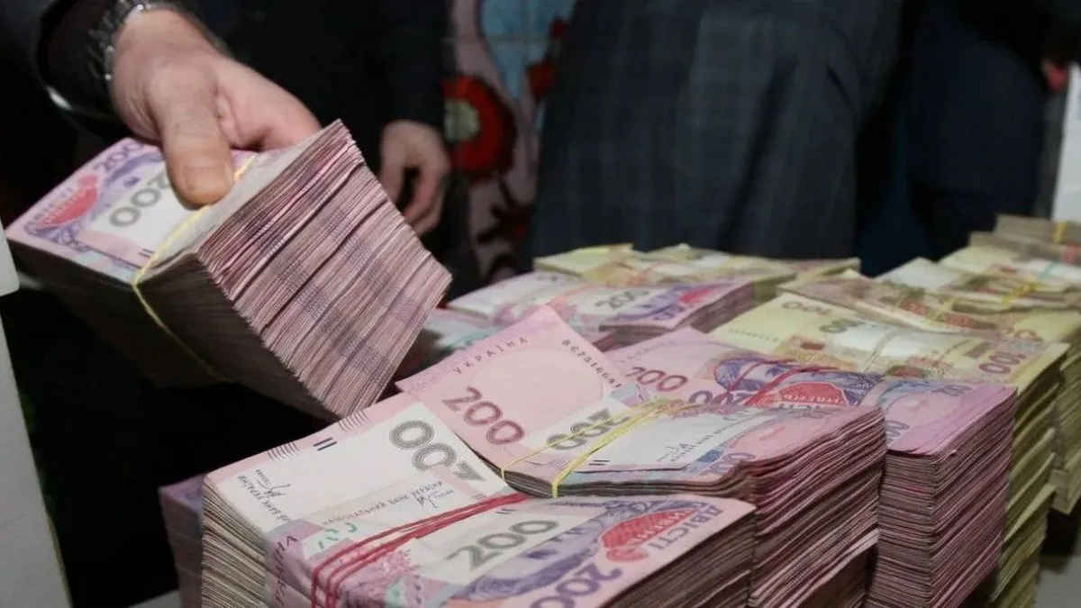 Не дивлячись на війну, в Україні живе чимало мільйонерів: скільки і в яких регіонах мешкають багатії