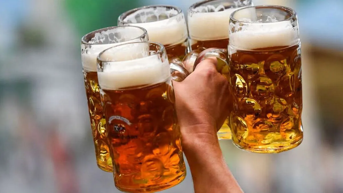 Пивний рекорд: на ВДНГ з’явився найбільший фонтан з пивом в Україні — відео