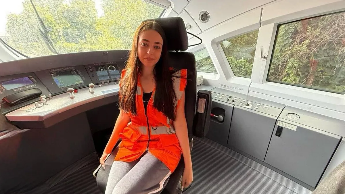 Їй було лише 19: під час евакуації пасажирів з потягу Укрзалізниці загинула провідниця