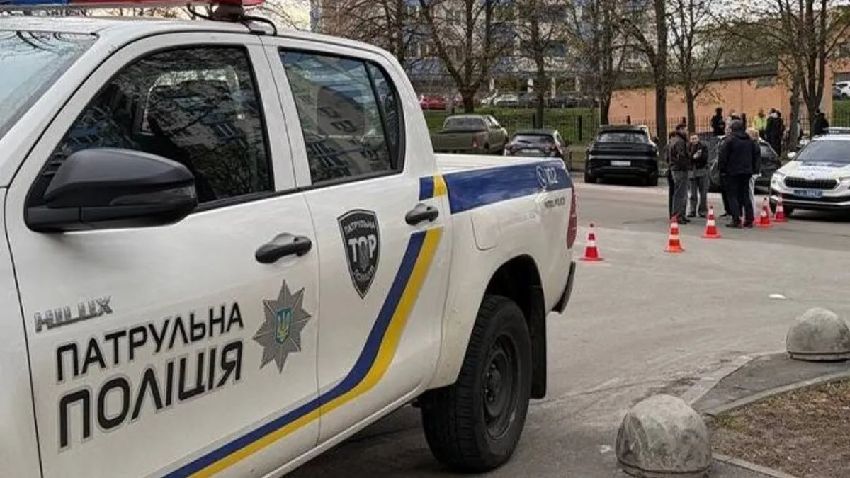 «Прояв неймовірної мужності»: під час теракту в Києві поранений хлопчик просив допомогти батьку замість нього