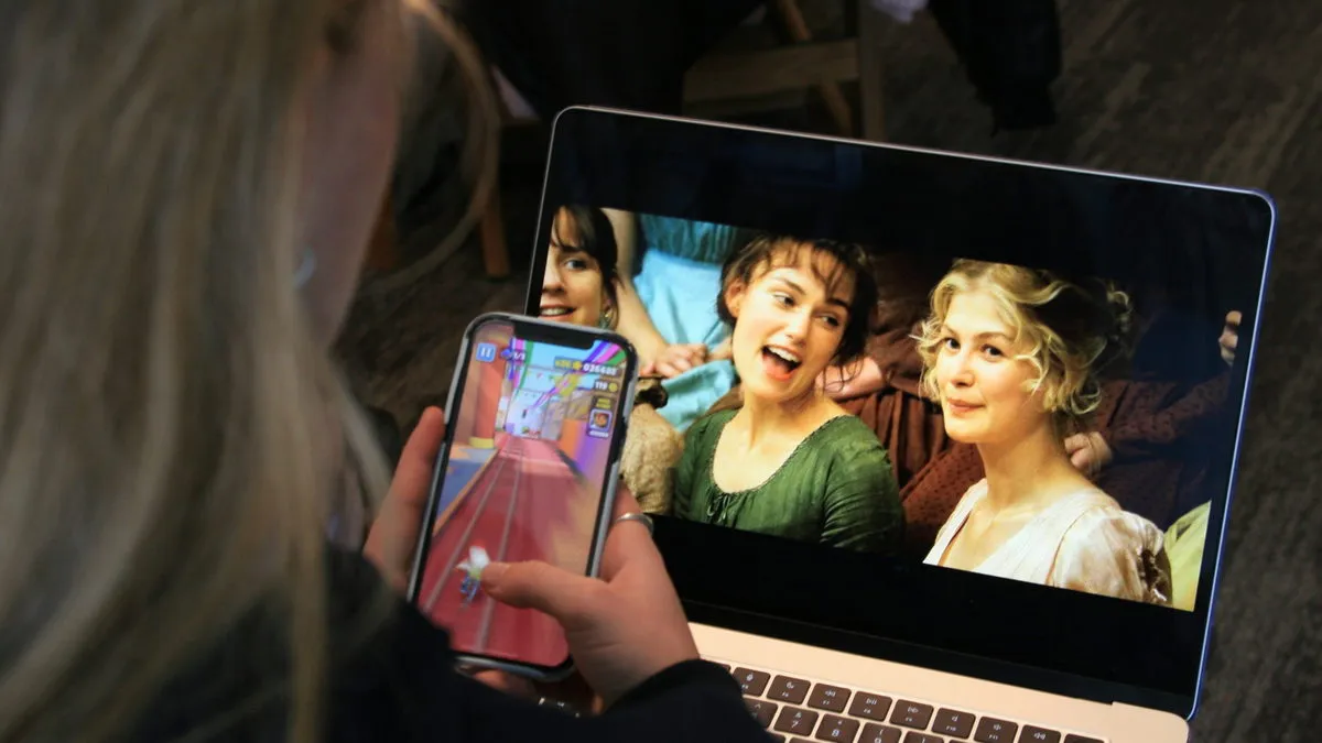 кіно, телефон