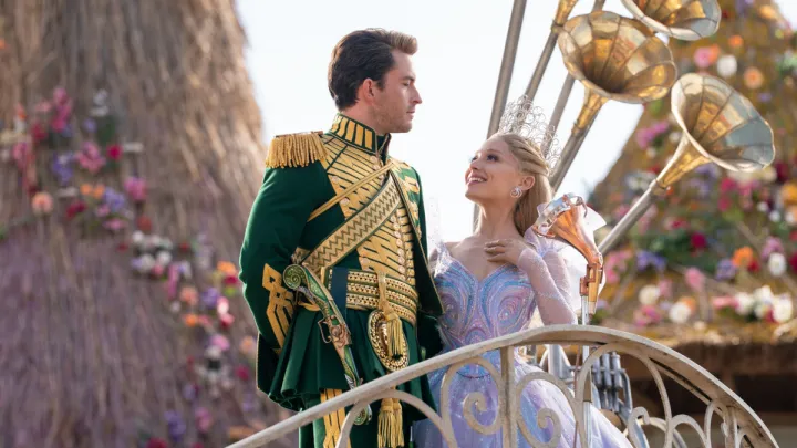 Фільми, які піднімуть настрій: нові стрічки для відпочинку та перезавантаження