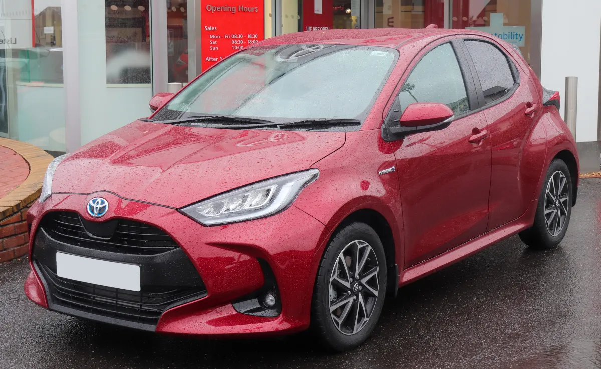 Toyota Yaris / Yaris Hybrid
