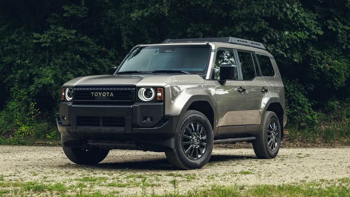 Які авто власники не поспішають продавати: названо 10 моделей із найдовшим терміном експлуатації