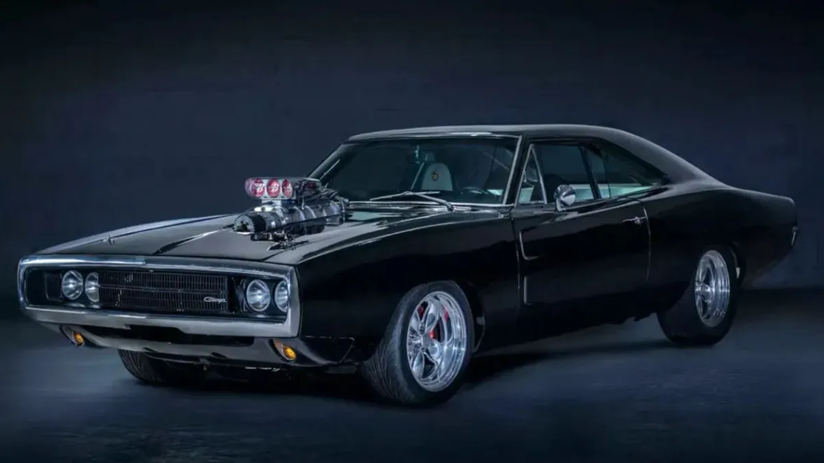 Машини з «Форсажу» і не тільки: у Франції стартував масштабний аукціон автомобілів з кіно — що продають