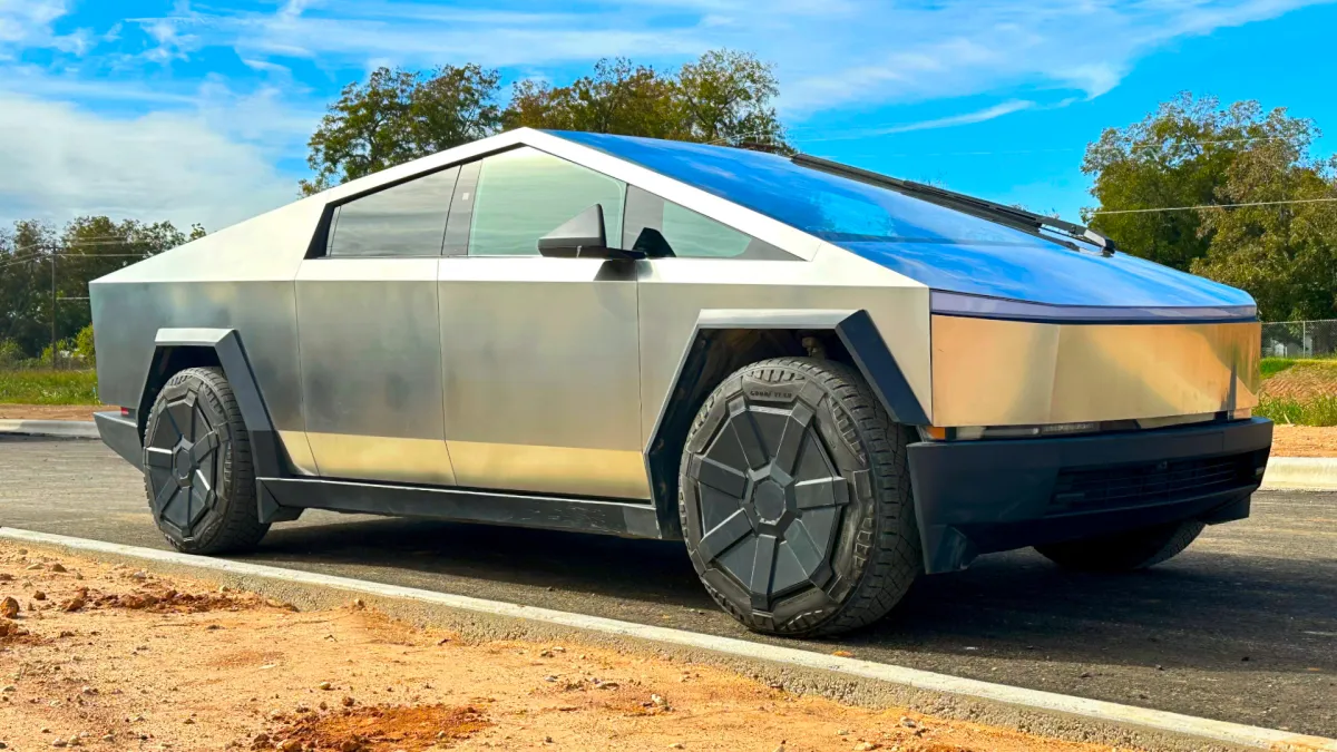 Суд висунув звинувачення проти Tesla щодо Cybertruck: справа стосується конструкції авто — що сталося