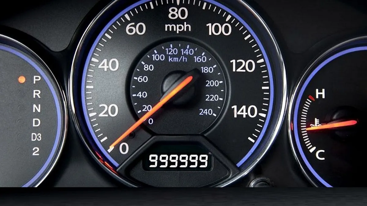 Скручений пробіг – нова норма: експерти попередили, які авто краще оминати 