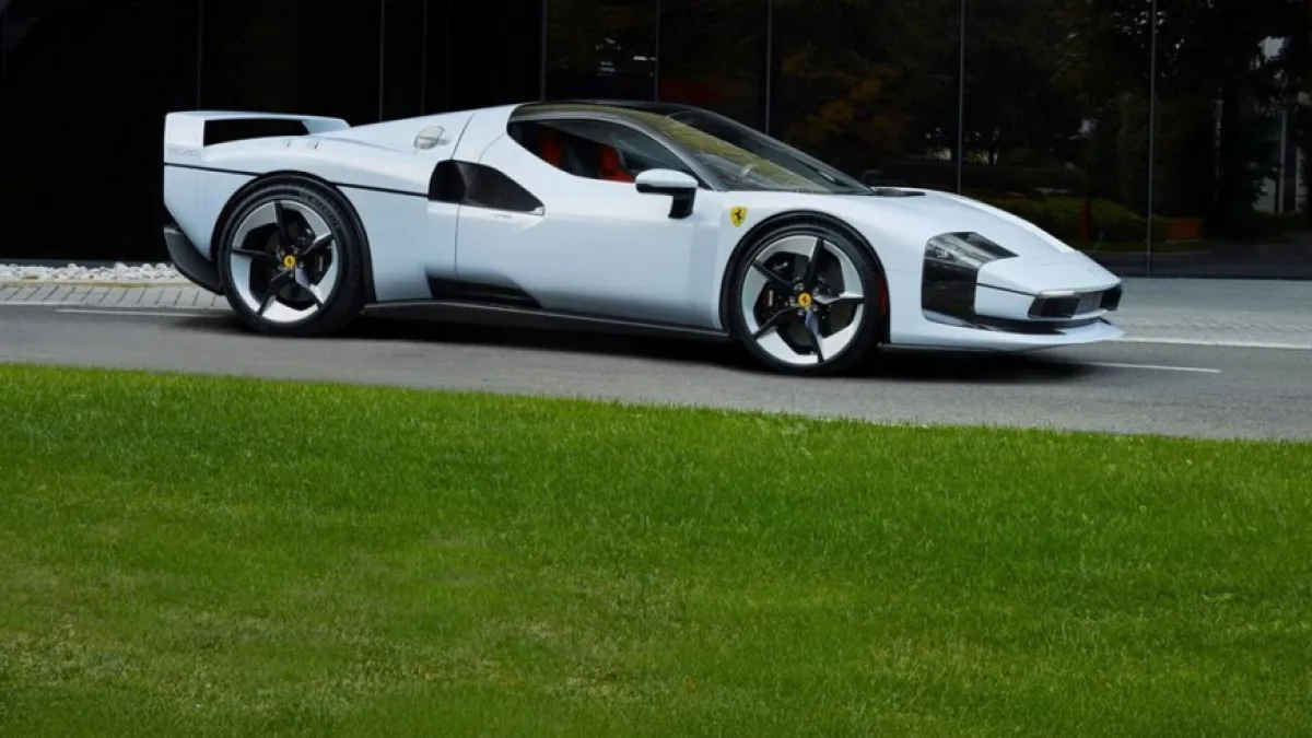 Данина пам'яті: Ferrari представила новий автомобіль на честь моделі F40 — на що він здатен