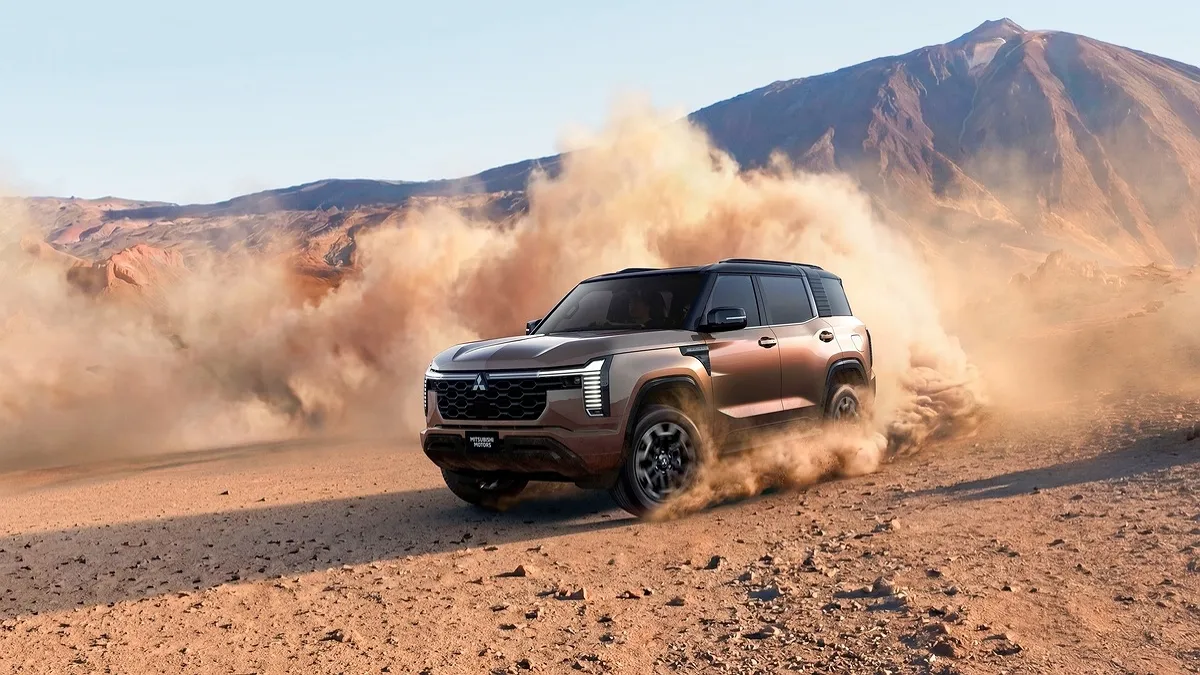Легенда повертається: Mitsubishi офіційно представила нове покоління рамного позашляховика Pajero