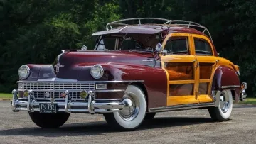 Виготовили лише 100 одиниць: як виглядає та скільки коштує незвичний Chrysler 1947 року