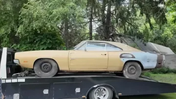 Король асфальтових джунглів: у США знайшли культовий Dodge Charger 69 року — що відомо про «мрію» чоловіків