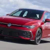 Паливні хот-хетчі ще живі: Volkswagen підтвердив продовження лінійки GTI та R