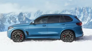 Прощання з легендою: BMW X5 Legacy Edition вийде обмеженим тиражем у кольорі Maldives Blue