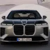 BMW змінює свою топ‑модель: чи вистоїть «сімка» під натиском китайських преміум‑брендів