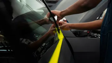 Як правильно тонувати авто, щоб без проблем виїхати за кордон: корисні поради для автолюбителів-мандрівників