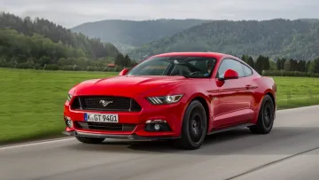 Ford продовжує відкликати понад сотні тисяч автомобілів: у перелік потрапив культовий Mustang — що сталося