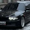 Розкіш по-київські: на продаж виставили унікальну BMW E38 з джакузі в салоні