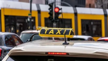 Що має знати кожен пасажир таксі: Держпродспоживслужба нагадала про головні права