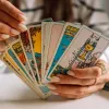 Кому усміхнеться удача, а кому варто пригальмувати: прогноз карти Таро на 10 червня