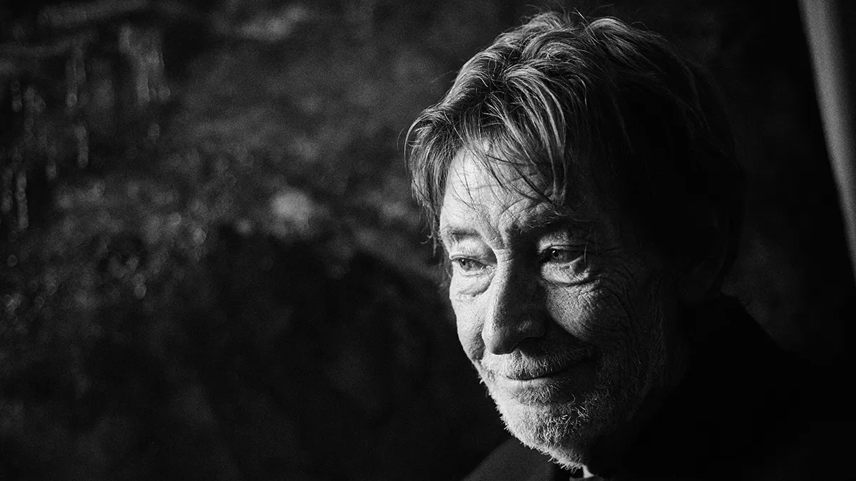 Автор хіта «Driving Home for Christmas» Кріс Рі помер напередодні Різдва: легендарному співаку було 74 роки 