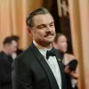 Шокуючий вигляд був не випадковим: Леонардо Ді Капріо показав перший кадр нового фільму