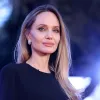 Світлини, які розривають серце: Анджеліна Джолі опублікувала кадри з прифронтових міст