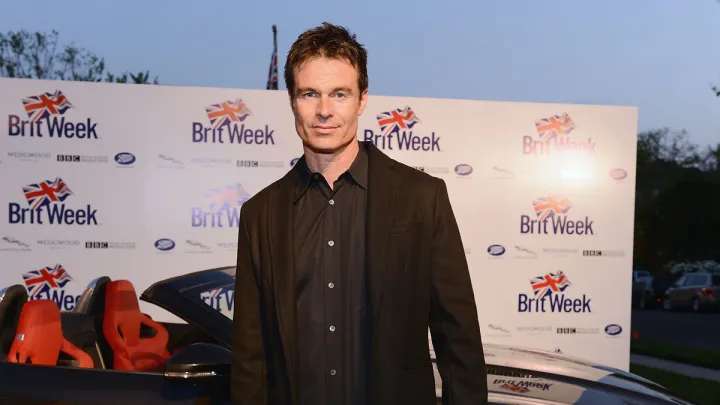 Помер Патрік Малдун: зірці серіалу «Район Мелроуз» та бойовика «Зоряний десант» було 57 років