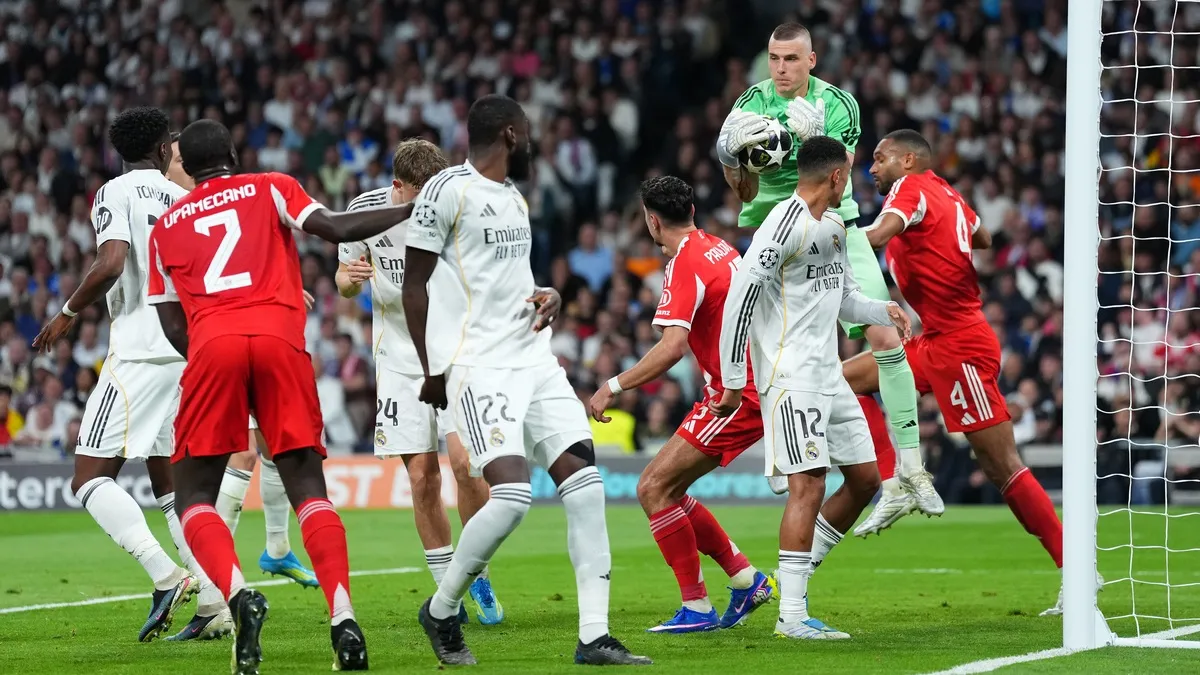 реал, баварія, лунін