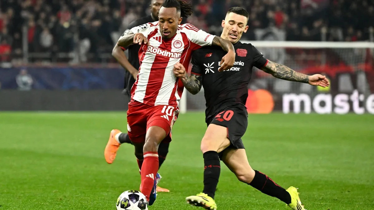 олімпіакос, баєр