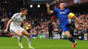 Миколенко забив у свої ворота: відео автоголу українського захисника Евертона в матчі проти Фулхема