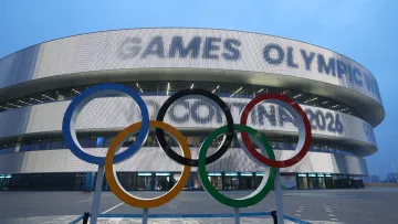 Медальний залік Олімпіади-2026 після 13 лютого: результати українців у біатлоні, лижах та фігурному катанні