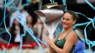 Марта Костюк вперше в кар’єрі виграла тенісний турнір категорії WTA 1000: українка здолала росіянку у фіналі