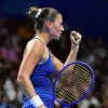 Костюк вивіла Україну вперед у матчі з Італією: як стартував півфінал тенісного Кубку Біллі Джин Кінг
