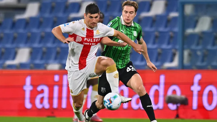 Маліновський допоміг Дженоа здобути першу перемогу в сезоні: які оцінки отримав хавбек за свій ювілейний матч