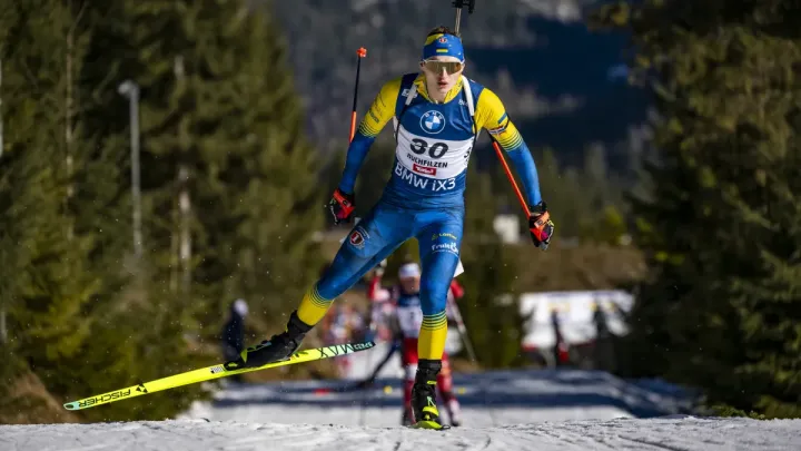 Українські біатлоністи завершили виступи на Олімпіаді: які місця посіли Підручний і Мандзин у масстарті