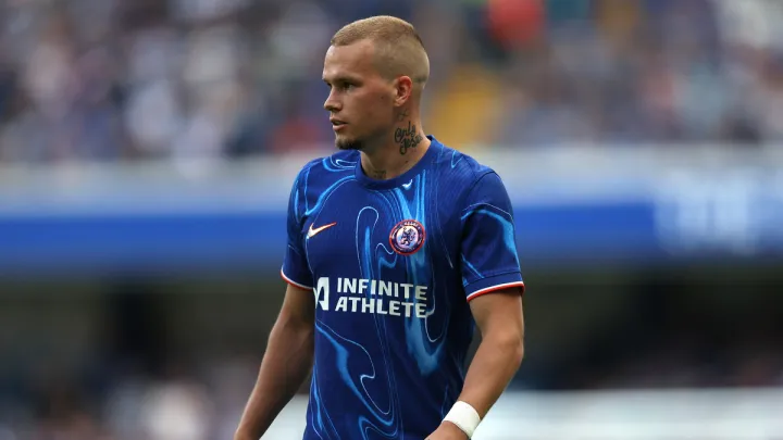 Не грає, але заробляє: журналісти оприлюднили точну зарплату Мудрика в Челсі – сума вражає