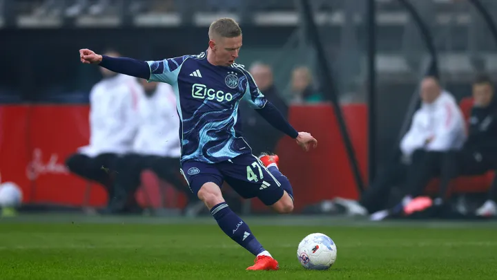 Зінченко дебютував за Аякс у матчі чемпіонату Нідерландів: команда українця врятувалася від поразки 