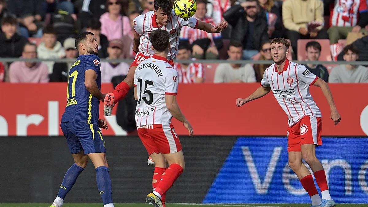 Циганков та Ванат зіграли за Жирону в останньому матчі року: команда українців програла Атлетіко