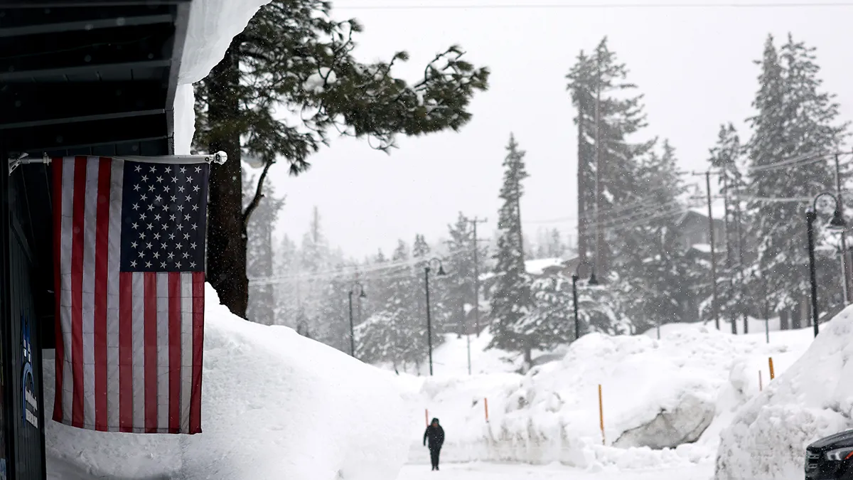 США готується до історичного шторму: 200 мільйонів американців під загрозою снігової бурі