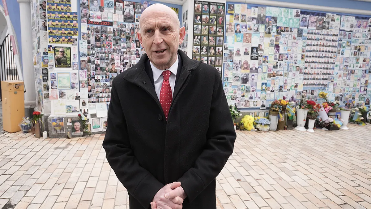 «Я би взяв путіна під варту»: міністр оборони Великобританії зробив гучну заяву щодо російського диктатора