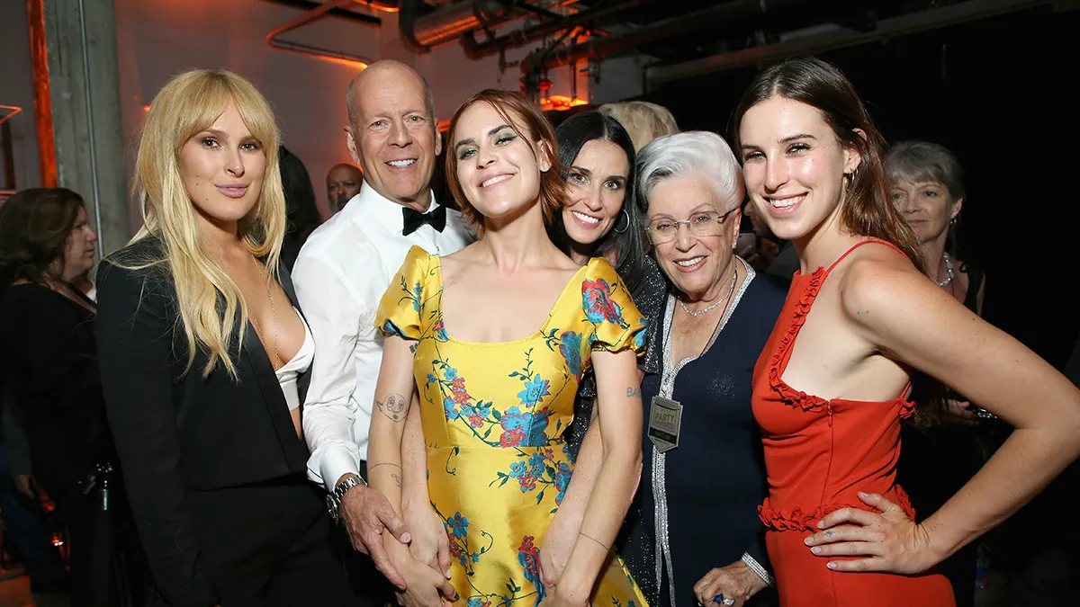 «Працюю на чотирьох роботах»: донька Брюса Вілліса спростувала чутки про трастовий фонд